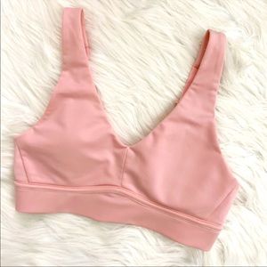 🔥SALE🔥 LIKE NEW FABLETICS SOFT PINK SPORT BRA XS